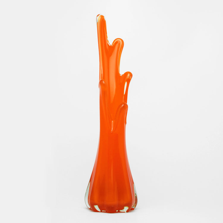 Swung vase, USA, Viking Glass, 1960s/70s.
